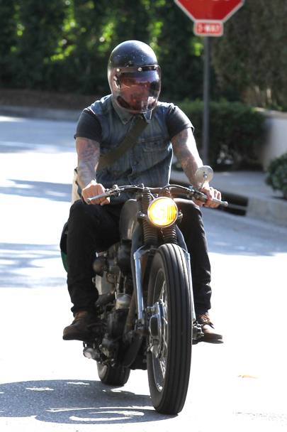 David Beckham fa un giro in moto a Los Angeles (Olycom)